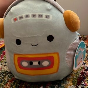 Casja squishmallow 8”